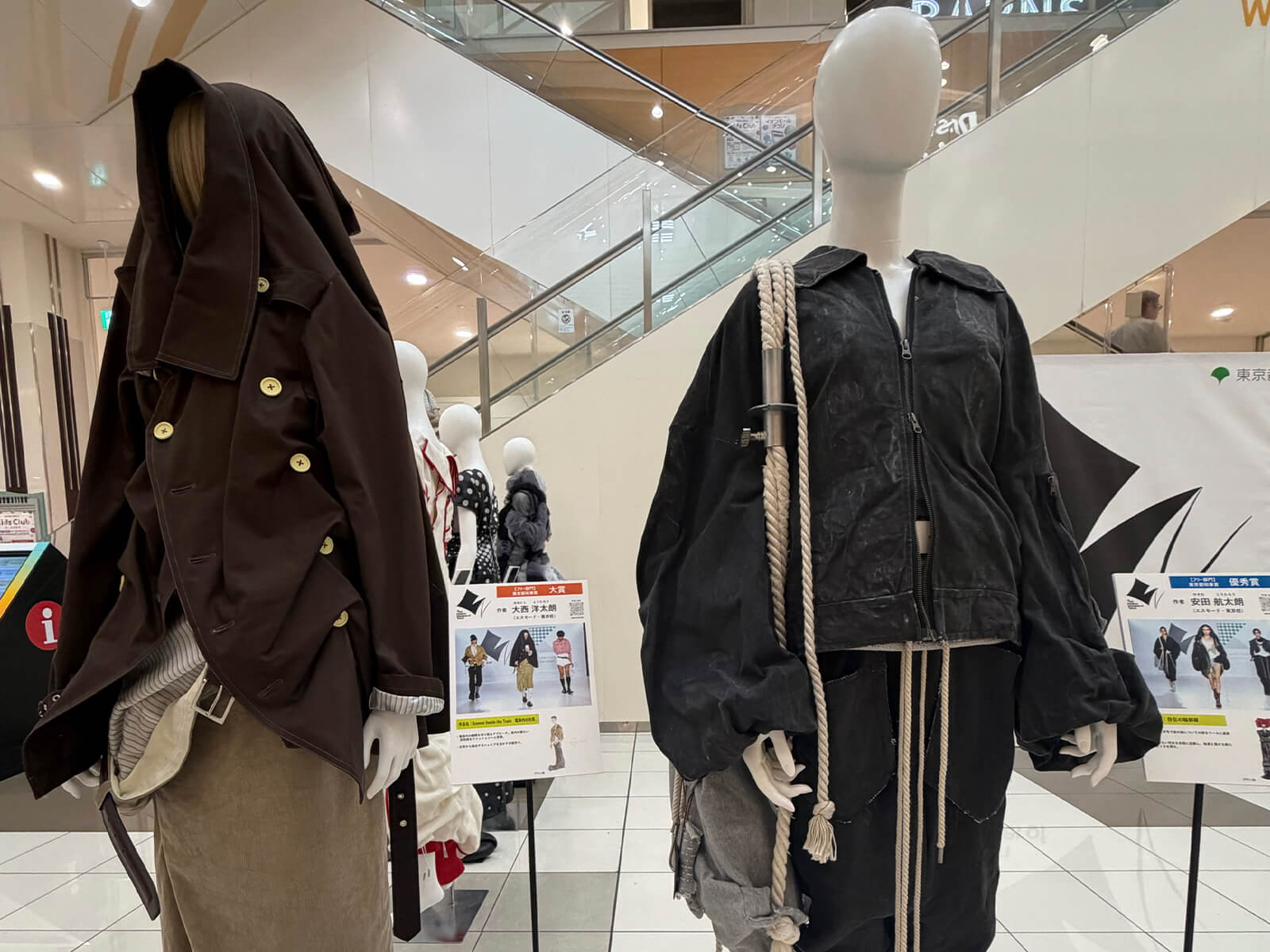 昨年の受賞作品を展示しています(イオンモール浜松市野)